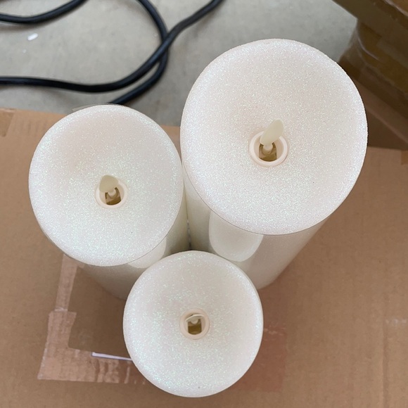 Luminara 3 Piece Real Flame Effect Candles - Picture 3 of 9